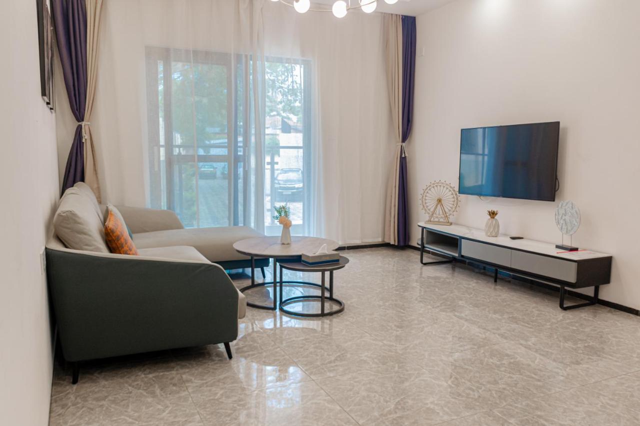 Elizabeth Golf Apartment By Link Kigali Exteriör bild